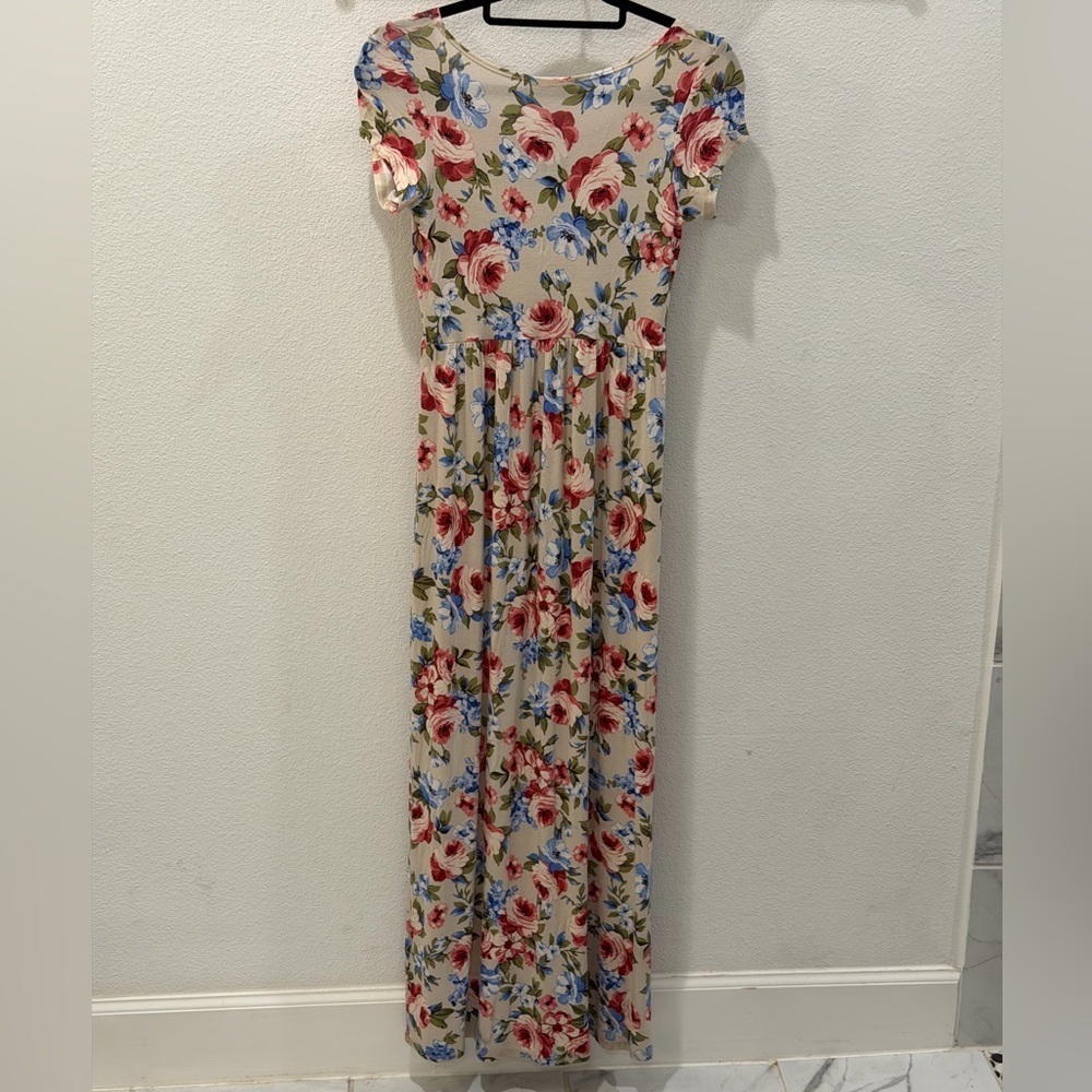 Chris & Carol Boutique Floral Maxi Dress Size Small NWT - Picture 10 of 13